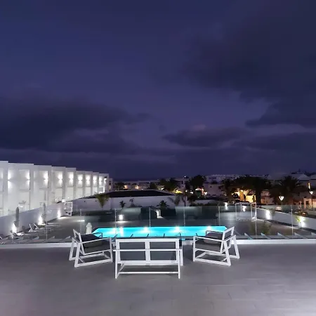 Apartment White Deluxe