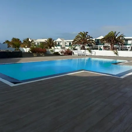 White Deluxe * Costa Teguise