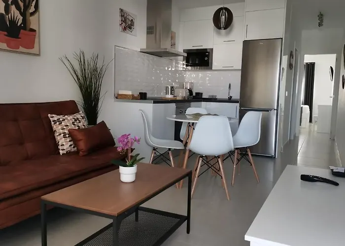 White Deluxe 科斯塔特吉塞