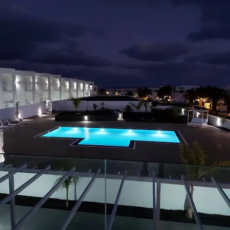 White Deluxe Apartment