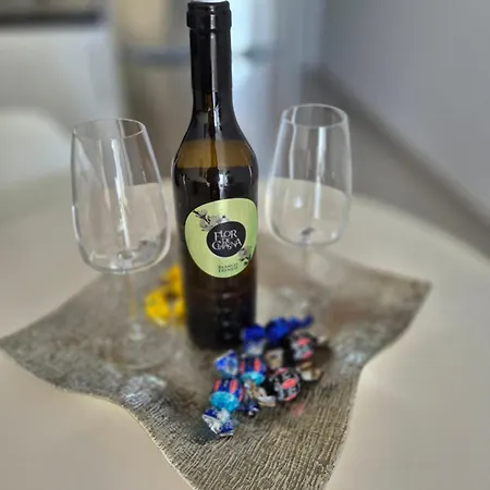 White Deluxe Costa Teguise