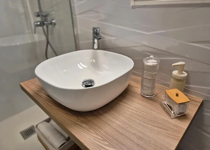 White Deluxe Apartment